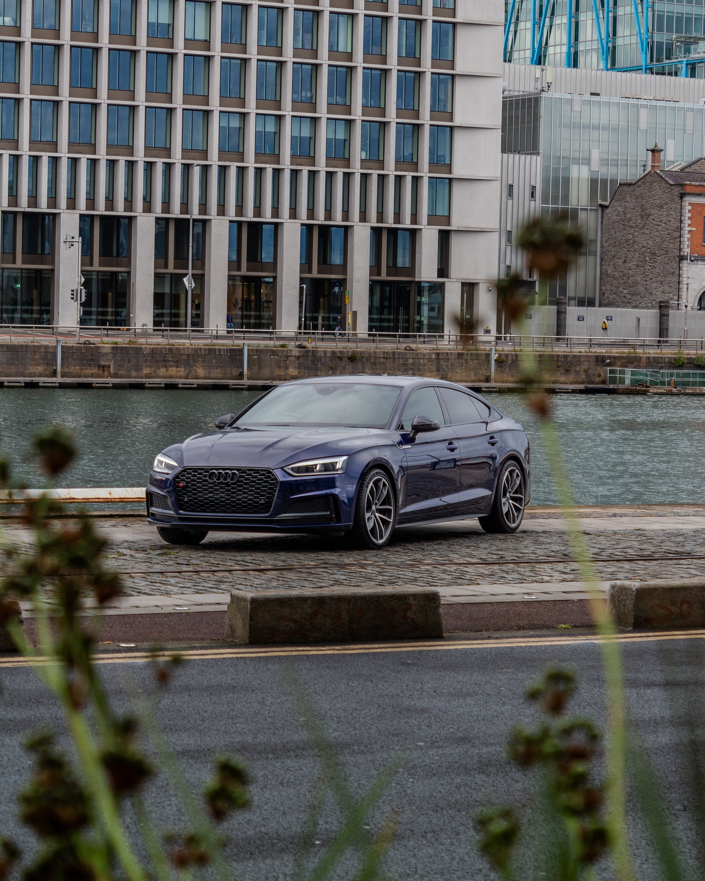 Original photo for Photo transformed into anime style